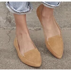 Lulus ‘Emmy’ Women's Size 6.5 Camel Tan Suede Leather Pointed Toe Flat Loafers